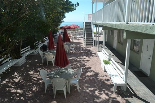 Schooner Hotel Сант Пит Бич Экстерьер фото